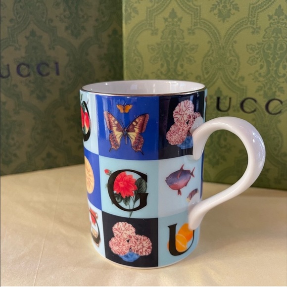 GUCCI VINTAGE PORCELAIN CUP.  2 Available - Picture 3 of 8